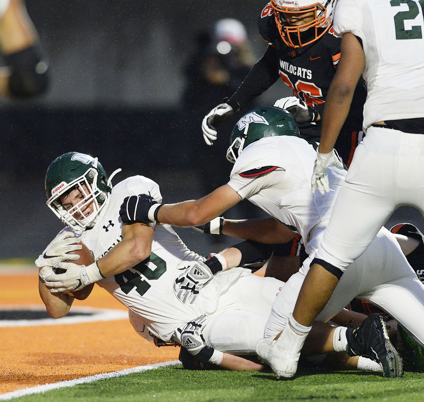 Madison-Memorial-at-Verona-Wisconsin-high-school-football-01-I4I_0320-09032021210245